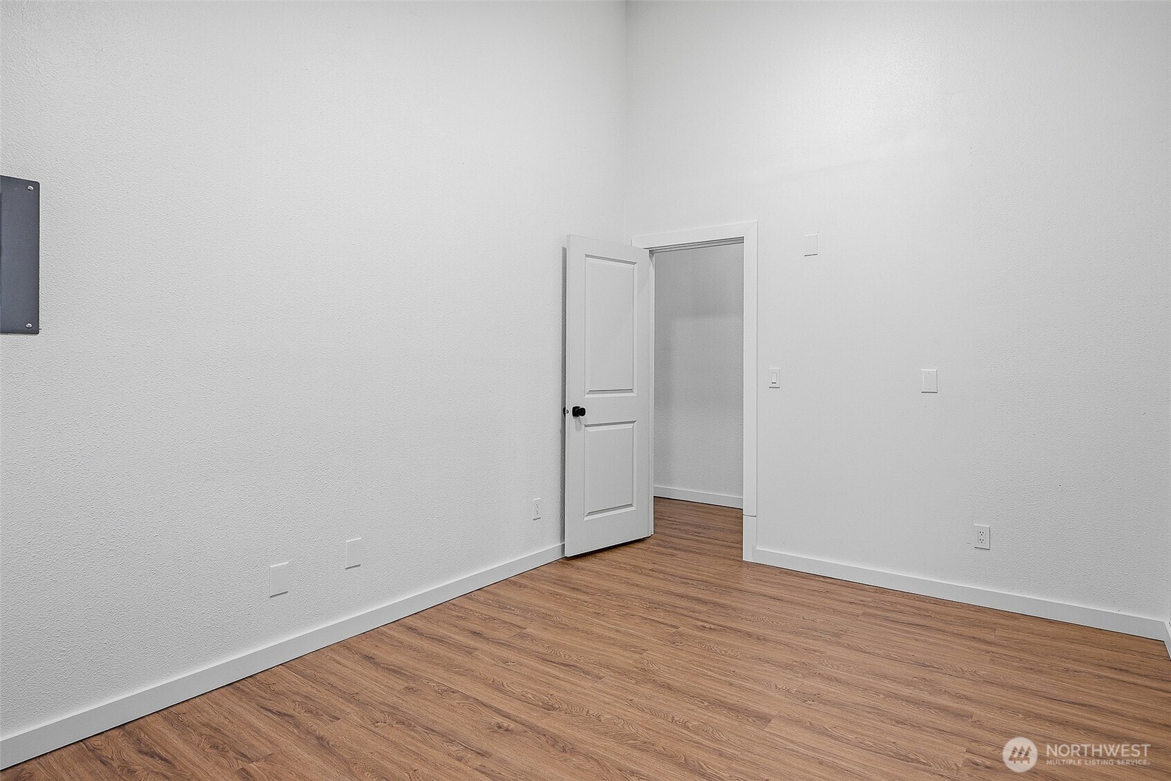7901 196th Street Southwest, Unit 22 Edmonds, WA 98026 - Photo 16 of 34