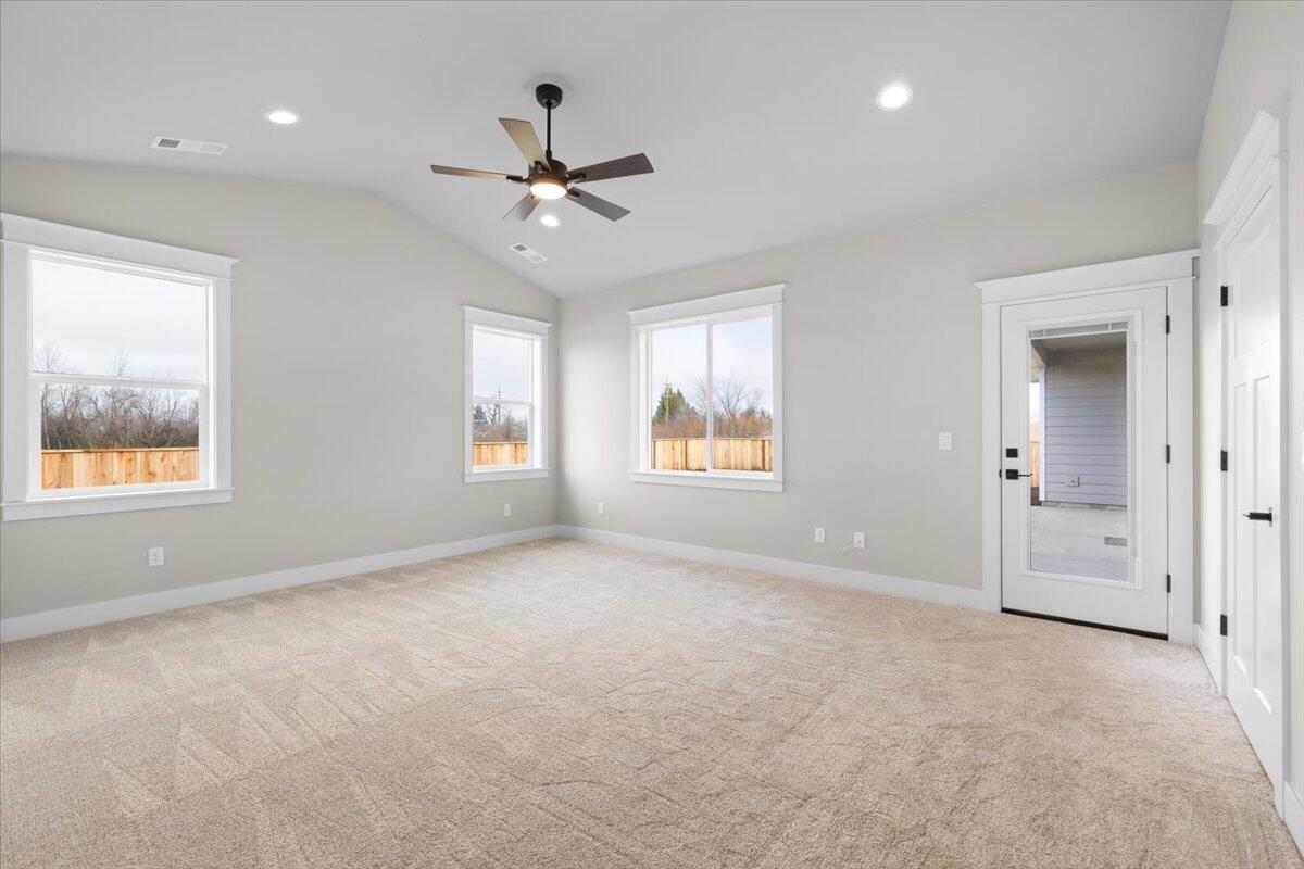 1757 River Run Street Central Point, OR 97502 - Photo 26 of 52 26-CI_0416