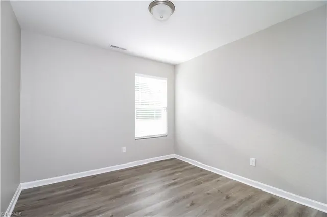 $1,810 | 173 Konnoak Village Circle, Winston-Salem, NC 27127