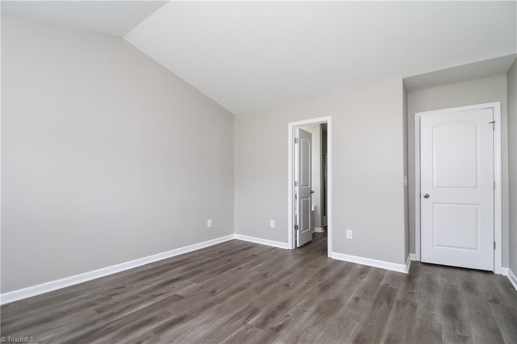 173 Konnoak Village Circle Winston-Salem, NC 27127 - Photo 7 of 17