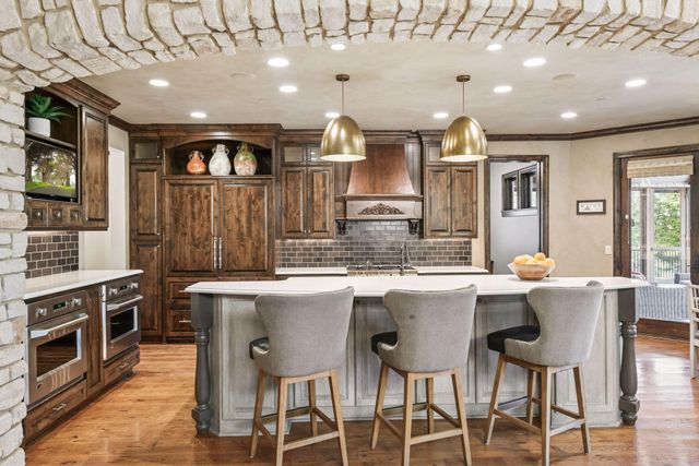 $2,650,000 | 6015 Ridge Road, Shorewood, MN 55331