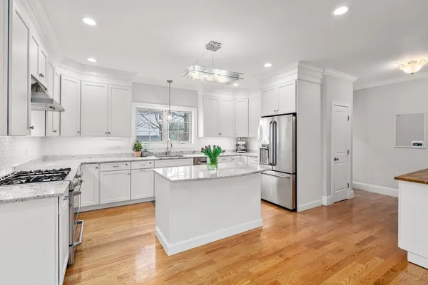 $1,250,000 | 198 Lowell Street, Unit 1, Waltham, MA 02453