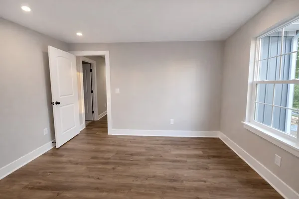 $359,900 | 4619 Chapel Hill Road, Southside, TN 37171
