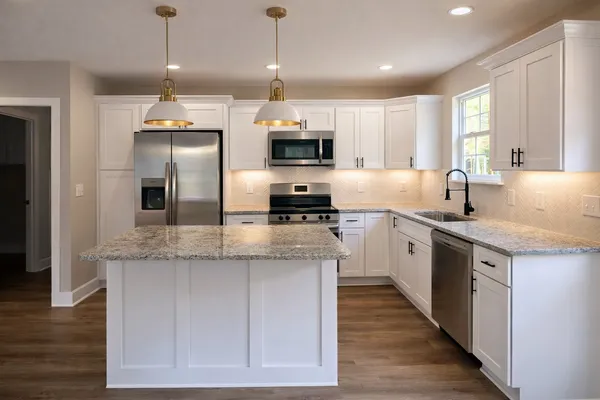 $359,900 | 4619 Chapel Hill Road, Southside, TN 37171