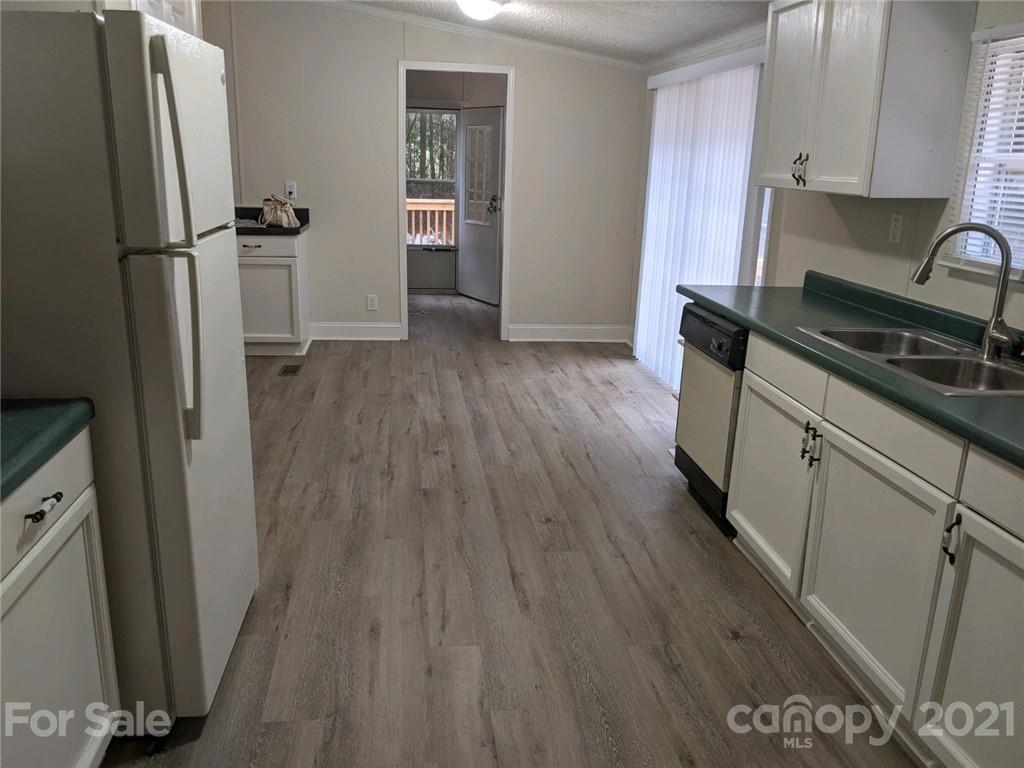 1046 Neely Store Road Rock Hill, SC 29730 - Photo 5 of 12 Gallery Image 5