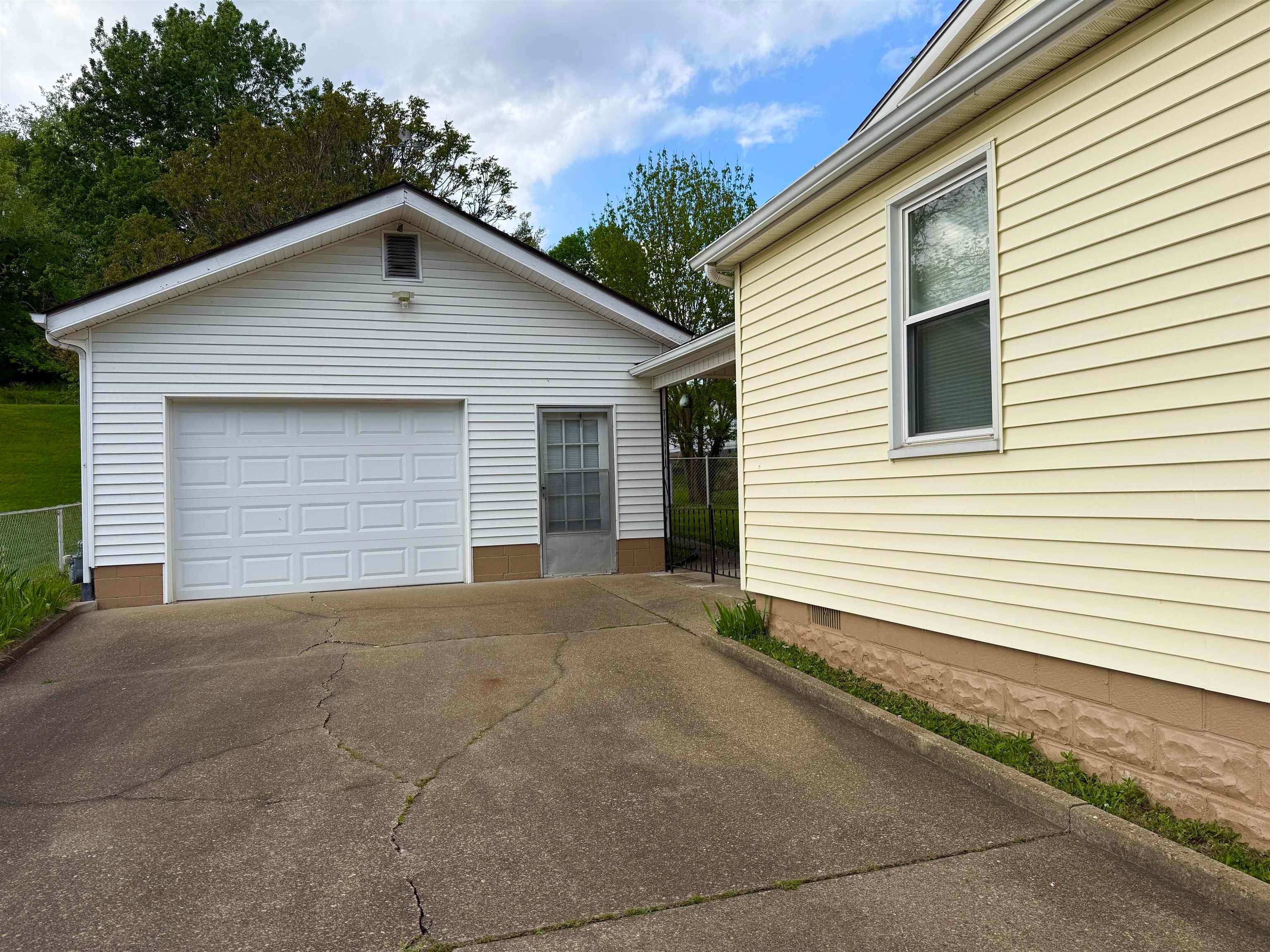 544 Roby Road Huntington, WV 25705 - Photo 23 of 23 Gallery Image 23