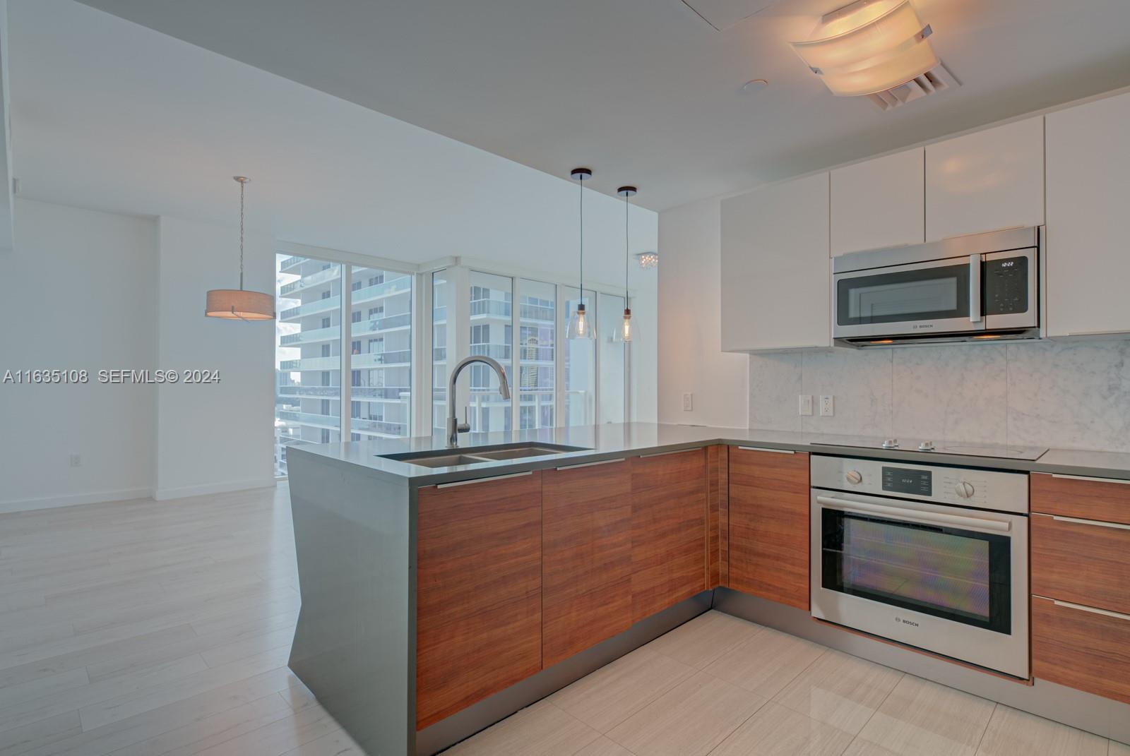 601 Northeast 27th Street, Unit 1502 Miami, FL 33137 - Photo 6 of 61