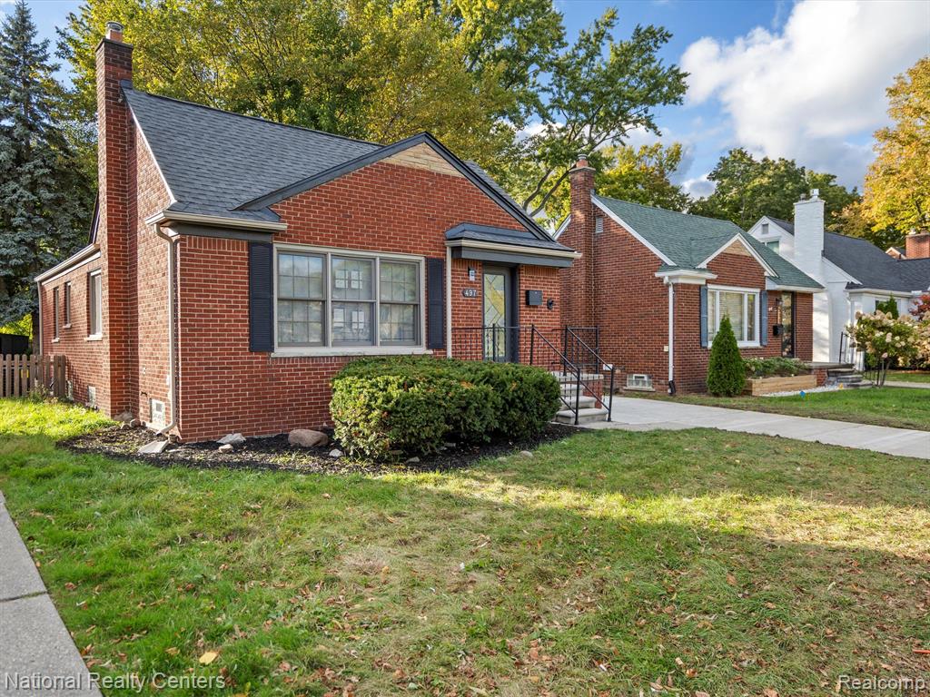 497 Coolidge Road Birmingham, MI 48009 - Photo 3 of 29