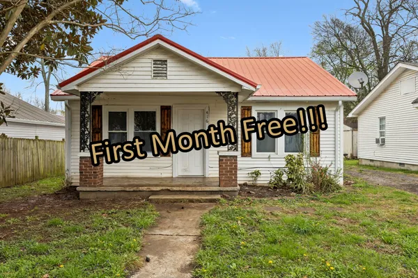 $1,400 | 416 3rd Street, Lawrenceburg, TN 38464