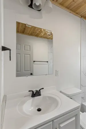 $1,400 | 416 3rd Street, Lawrenceburg, TN 38464