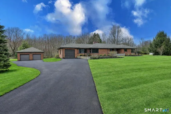 $529,900 | 53 Geer Street, Cromwell, CT 06416