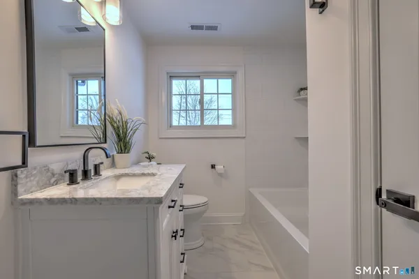 $529,900 | 53 Geer Street, Cromwell, CT 06416