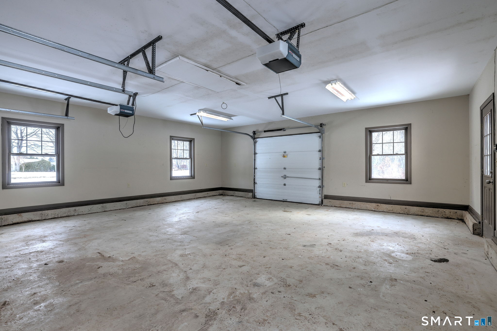 53 Geer Street Cromwell, CT 06416 - Photo 42 of 44 a view of a livingroom with a fireplace
