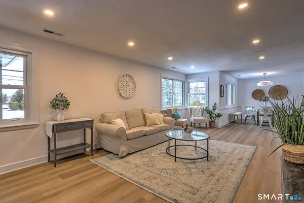 $529,900 | 53 Geer Street, Cromwell, CT 06416