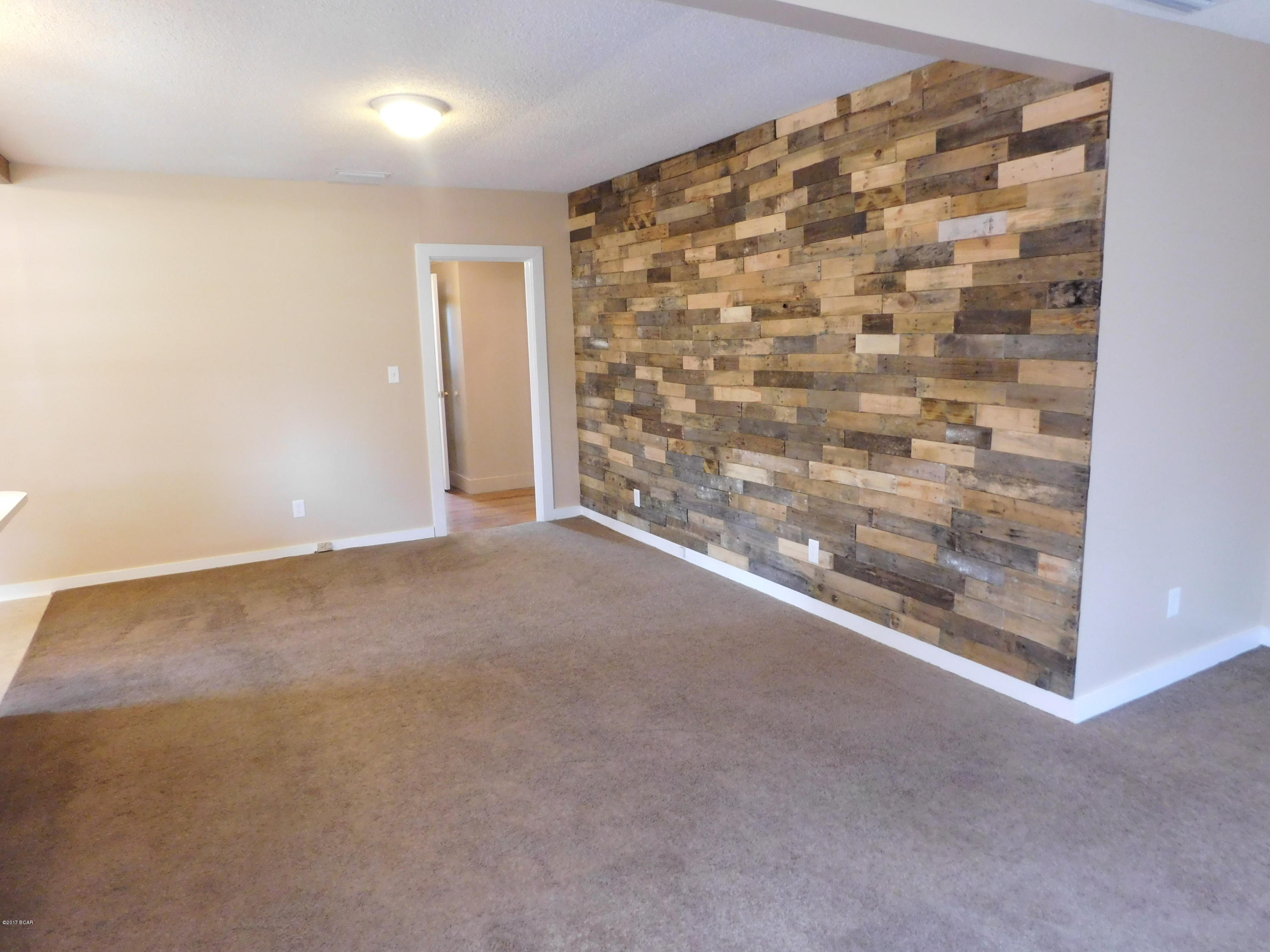 682 Main Street Chipley, FL 32428 - Photo 4 of 16 Gallery Image 4