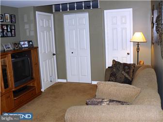 3051 Claridge Road Bensalem, PA 19020 - Photo 6 of 12 Family Room