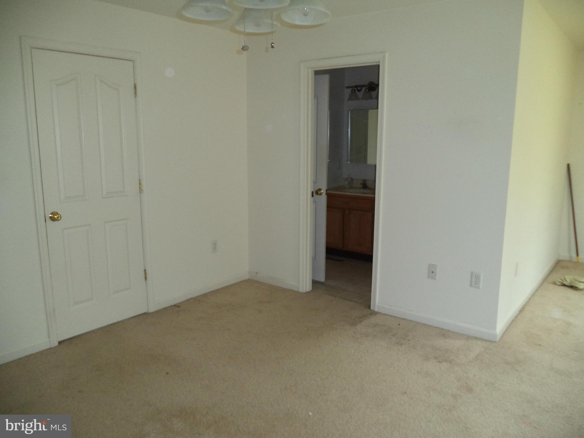 409 Whispering Wind Road Hancock, MD 21750 - Photo 15 of 22 Bedroom (Master)