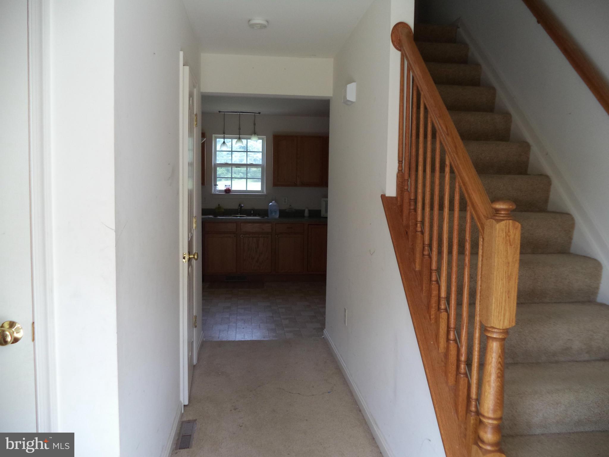 409 Whispering Wind Road Hancock, MD 21750 - Photo 6 of 22 Interior (General)