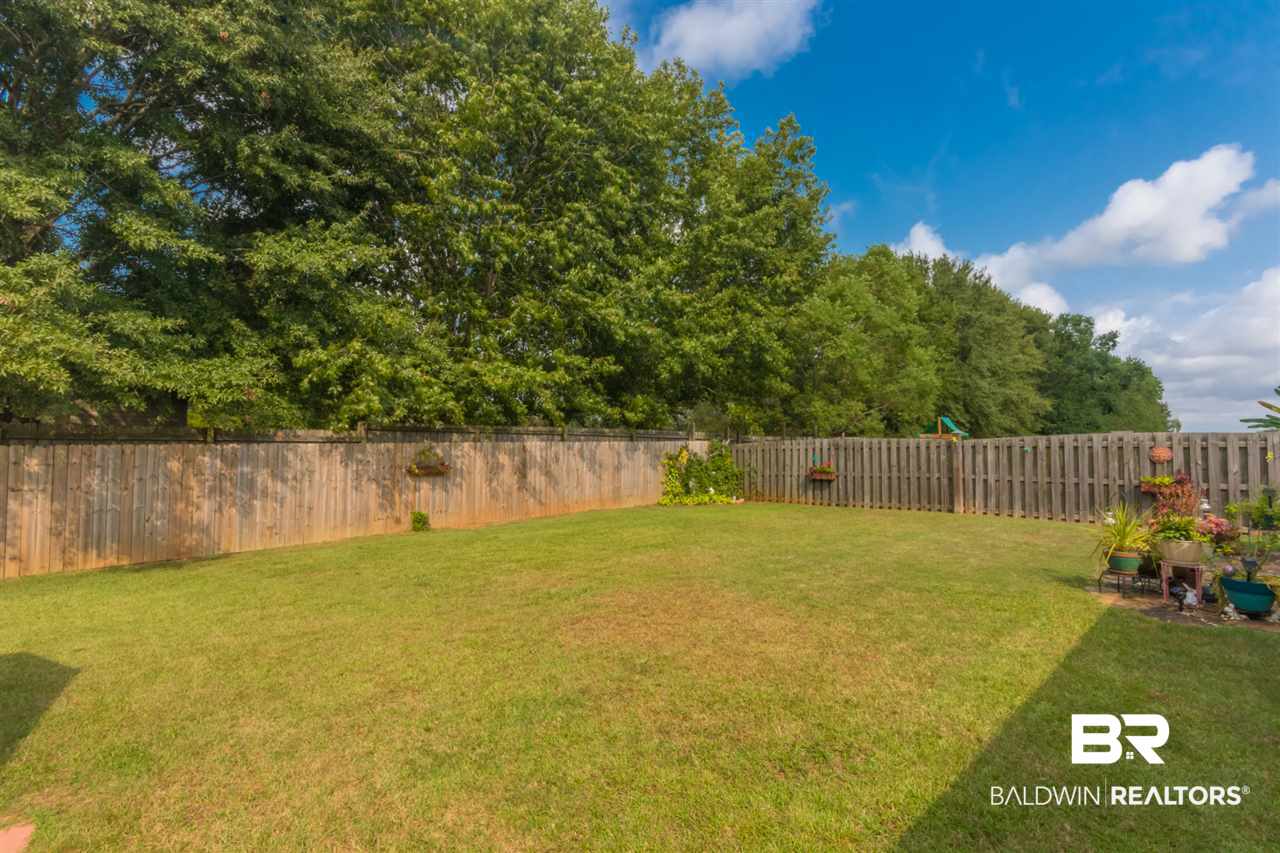 8905 Sage Drive Foley, AL 36535 - Photo 18 of 22 Yard