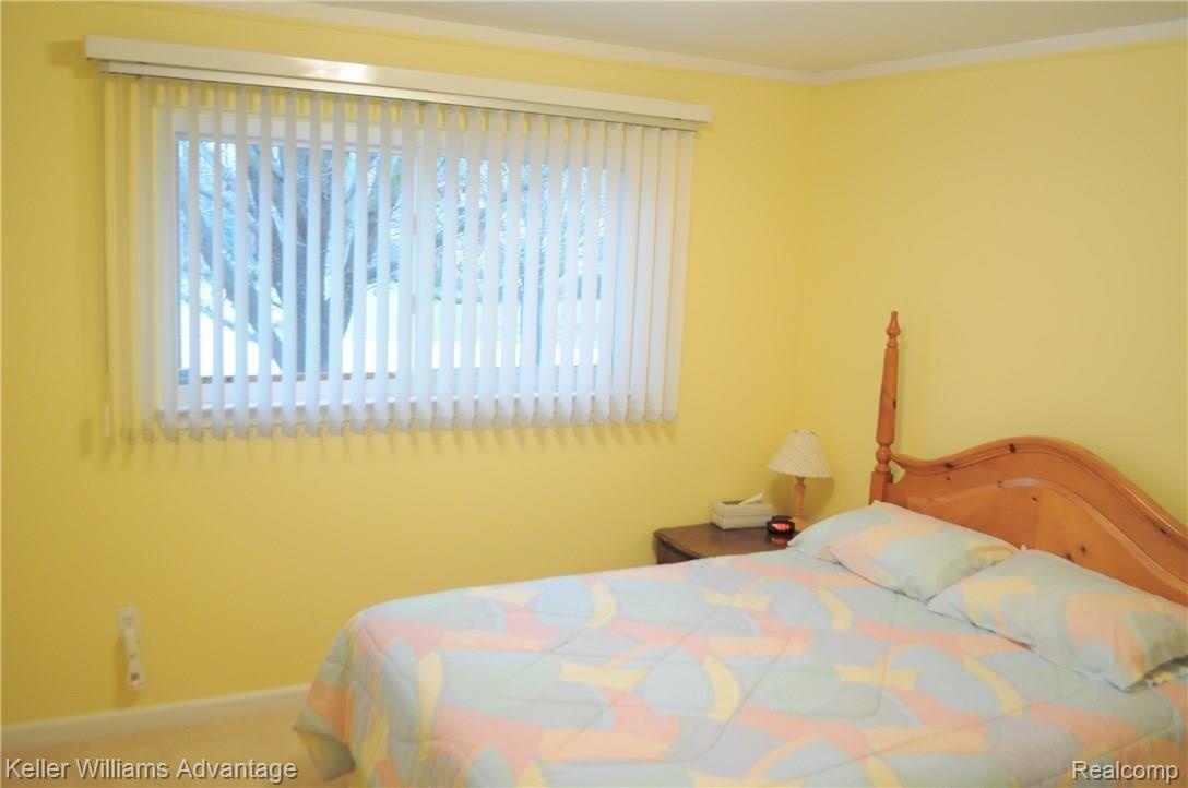 40014 Sandpoint Way Novi, MI 48375 - Photo 19 of 31 DSC_0100.JPG