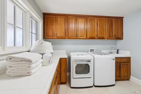 $3,775,000 | 1603 Balverne Lane, Windsor, CA 95492