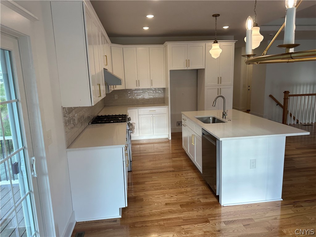 8530 Angus Path Cicero, NY 13039 - Photo 7 of 50