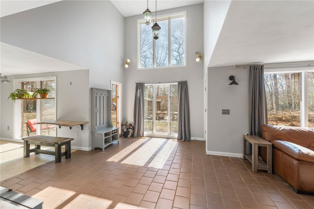 1110 Maple Valley Road Coventry, RI 02827 - Photo 20 of 48