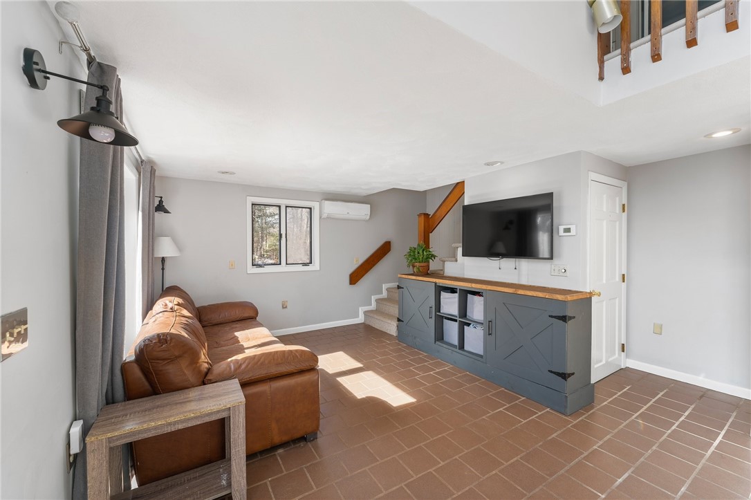 1110 Maple Valley Road Coventry, RI 02827 - Photo 22 of 48