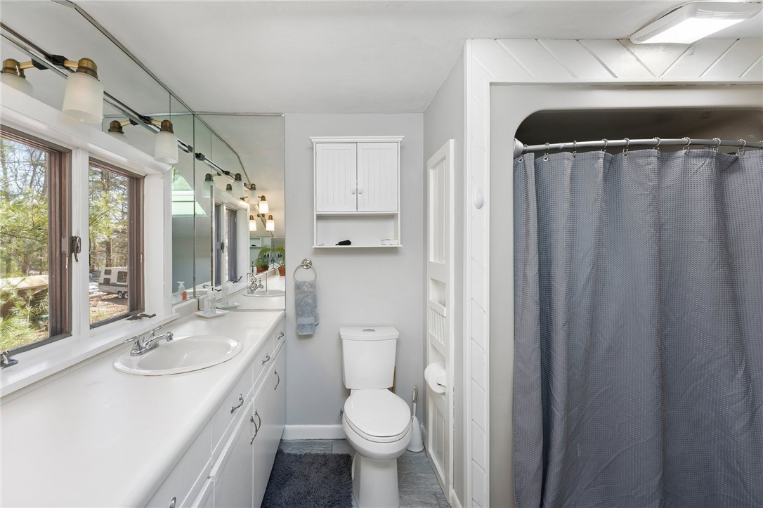 1110 Maple Valley Road Coventry, RI 02827 - Photo 28 of 48