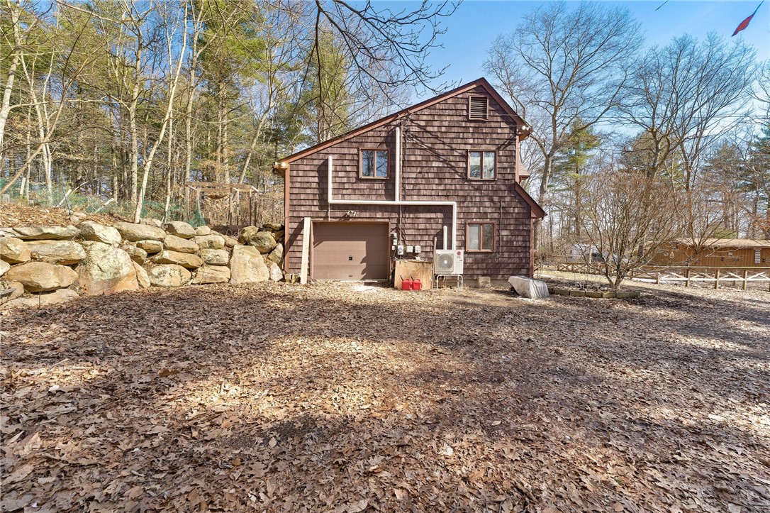 1110 Maple Valley Road Coventry, RI 02827 - Photo 5 of 48