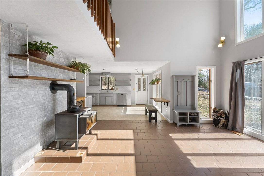 1110 Maple Valley Road Coventry, RI 02827 - Photo 10 of 48