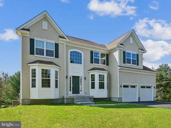 $769,900 | 6 Sandcastle Drive, Ocean View, NJ 08230