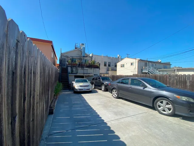 $1,499,000 | 1616 International Boulevard, Oakland, CA 94606