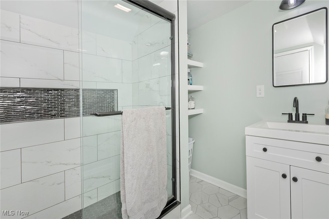 1672 Brainard Road Lyndhurst, OH 44124 - Photo 31 of 40 master en suite bath