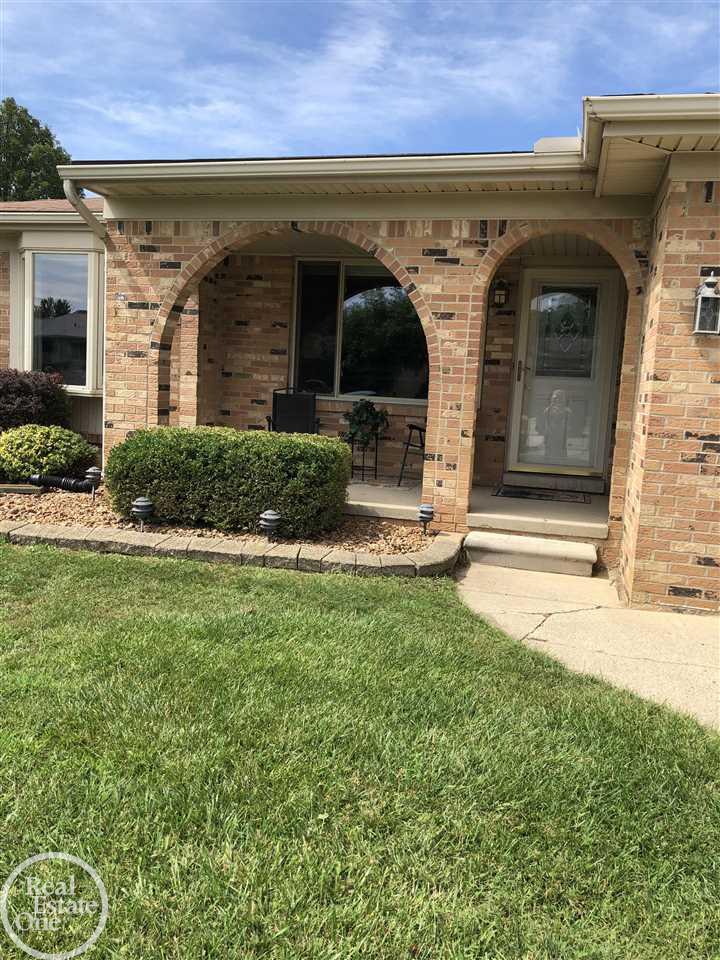 47725 Chrys Road Macomb, MI 48044 - Photo 6 of 51