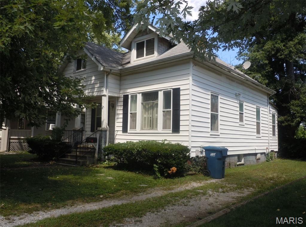 406 Springer Avenue Edwardsville, IL 62025 - Photo 1 of 23