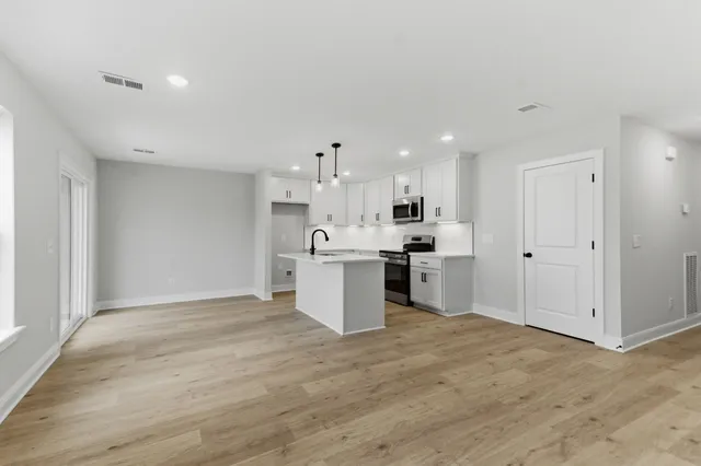 $339,900 | 1156 Malinda Lane, Unit 37, Greenbrier, TN 37073