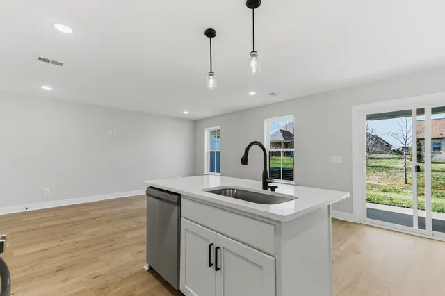 $339,900 | 1156 Malinda Lane, Unit 37, Greenbrier, TN 37073