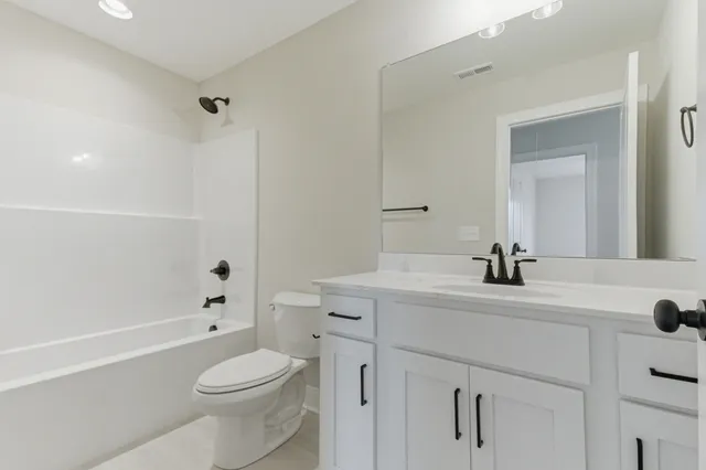 $339,900 | 1156 Malinda Lane, Unit 37, Greenbrier, TN 37073