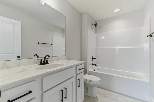 $339,900 | 1156 Malinda Lane, Unit 37, Greenbrier, TN 37073