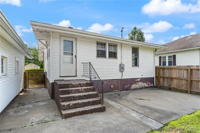 $179,999 | 245 South Gospel Street, Paoli, IN 47454