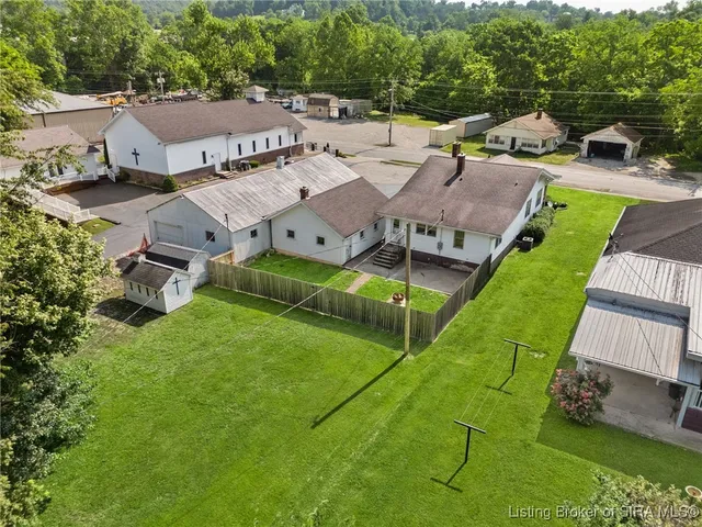 $179,999 | 245 South Gospel Street, Paoli, IN 47454