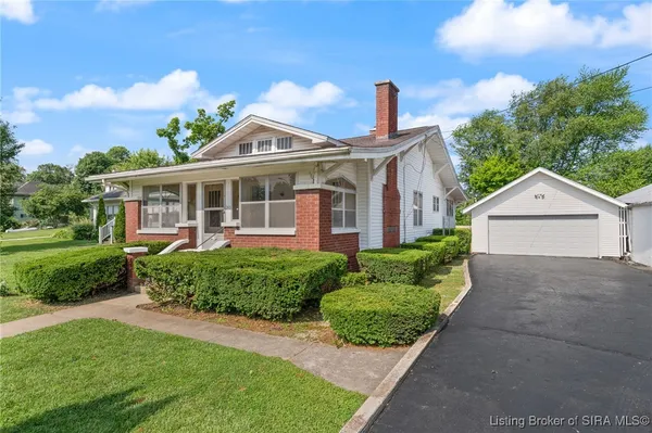 $179,999 | 245 South Gospel Street, Paoli, IN 47454