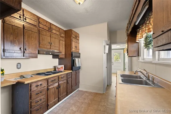 $179,999 | 245 South Gospel Street, Paoli, IN 47454