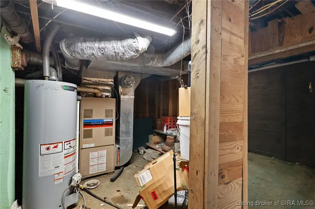 $179,999 | 245 South Gospel Street, Paoli, IN 47454