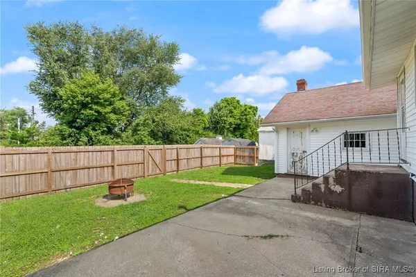 $179,999 | 245 South Gospel Street, Paoli, IN 47454