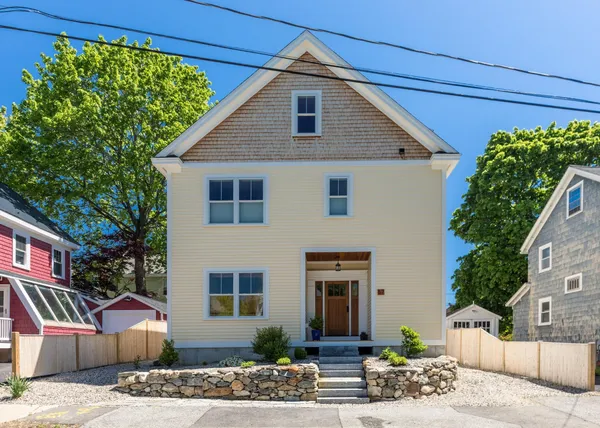 $2,499,000 | 57 Sherburne Avenue, Portsmouth, NH 03801