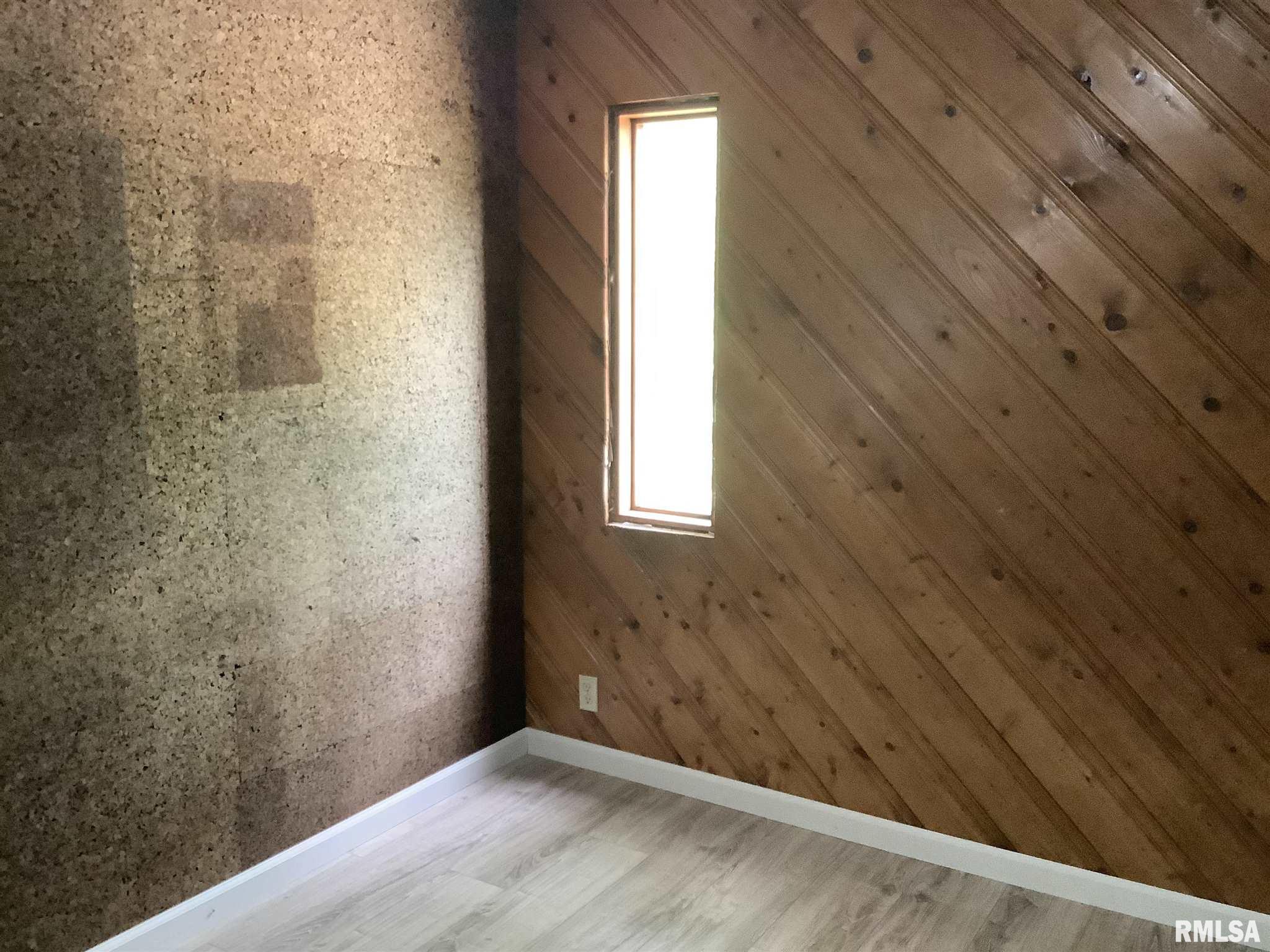 1315 Ward Road Knoxville, IL 61448 - Photo 19 of 25 Gallery Image 19