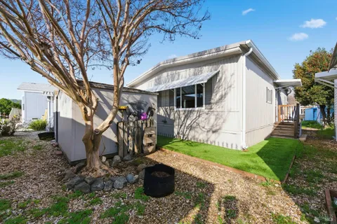 $230,000 | 99 Hacienda Drive, Napa, CA 94558