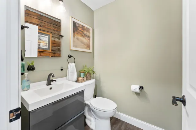 $574,000 | 28297 St Croix Road, Pine City, MN 55063